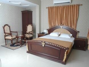 Hotel Indralok Джунагад Екстериор снимка